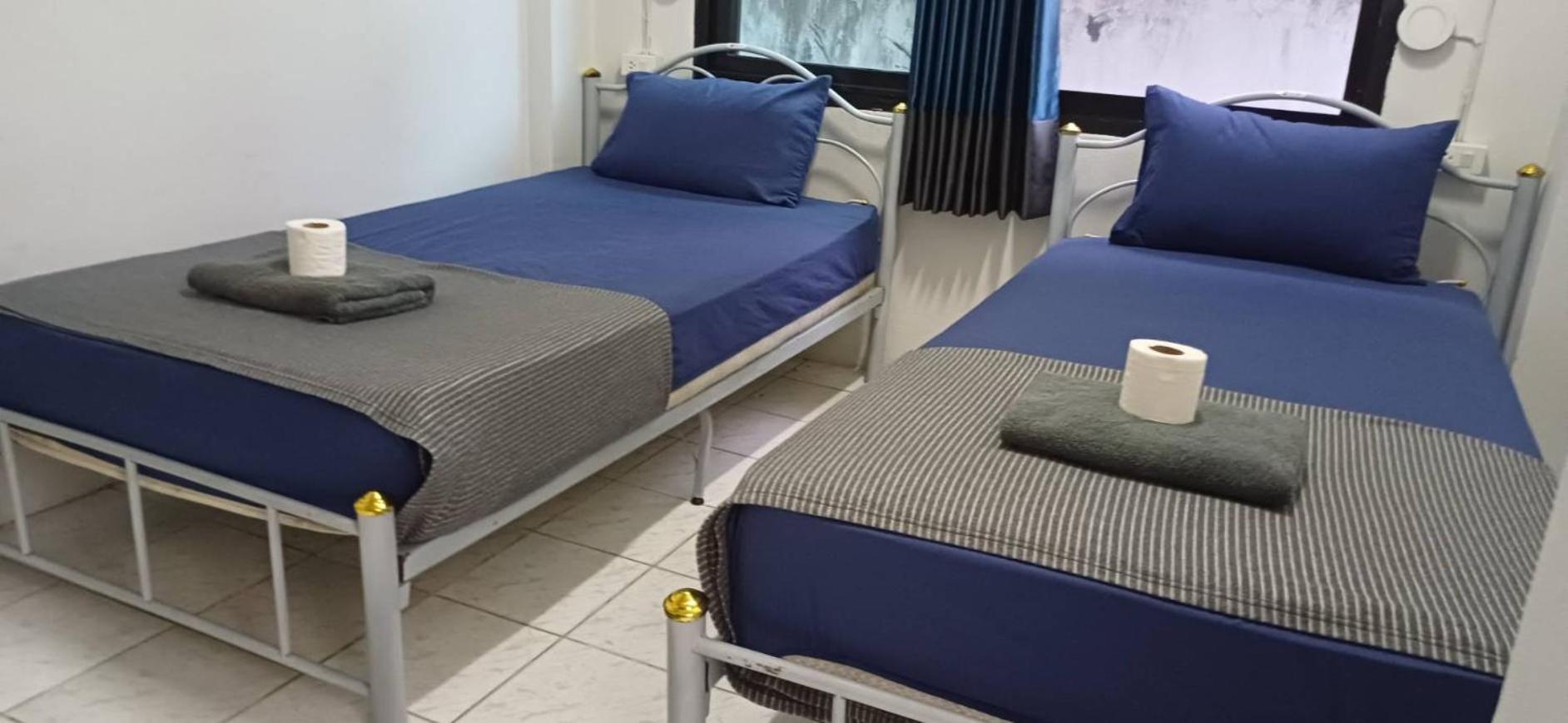 Satop Travelers Guesthouse Чиангмай Екстериор снимка