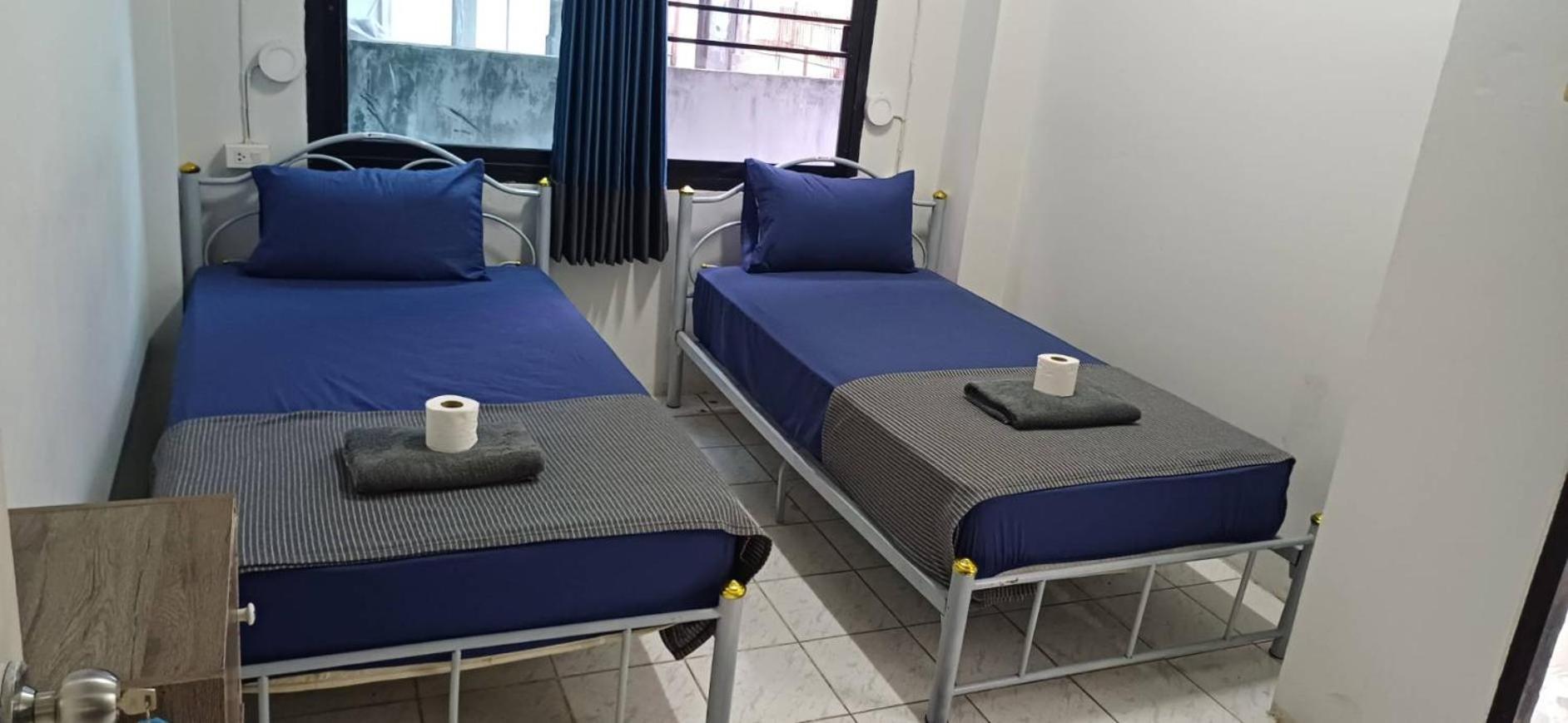 Satop Travelers Guesthouse Чиангмай Екстериор снимка